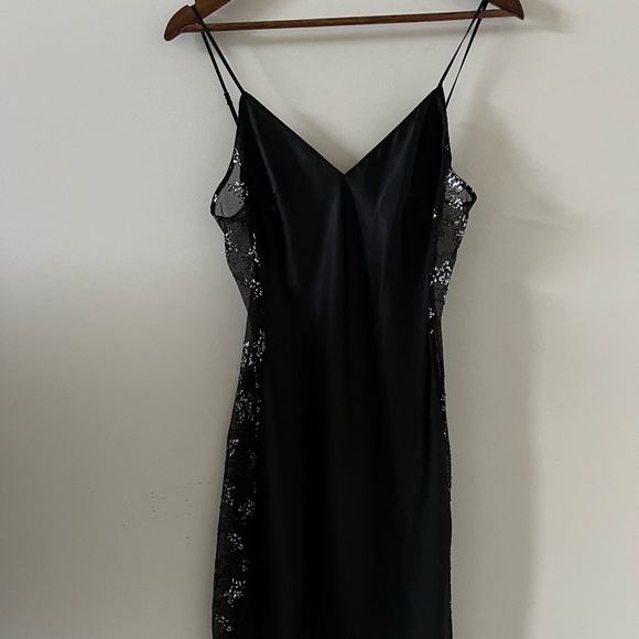Victoria's Secret Sheer Side Sparkle Black Nightgown Size M - Picture 1 of 15